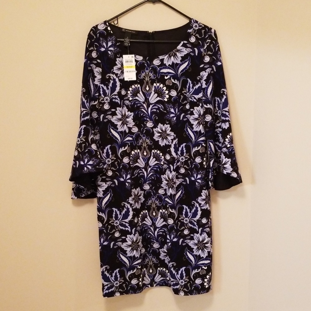 Dress - Picture 2 of 3